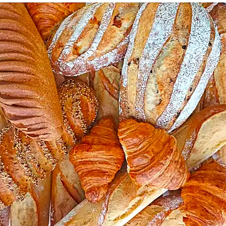 Fresh baguettes and country bread